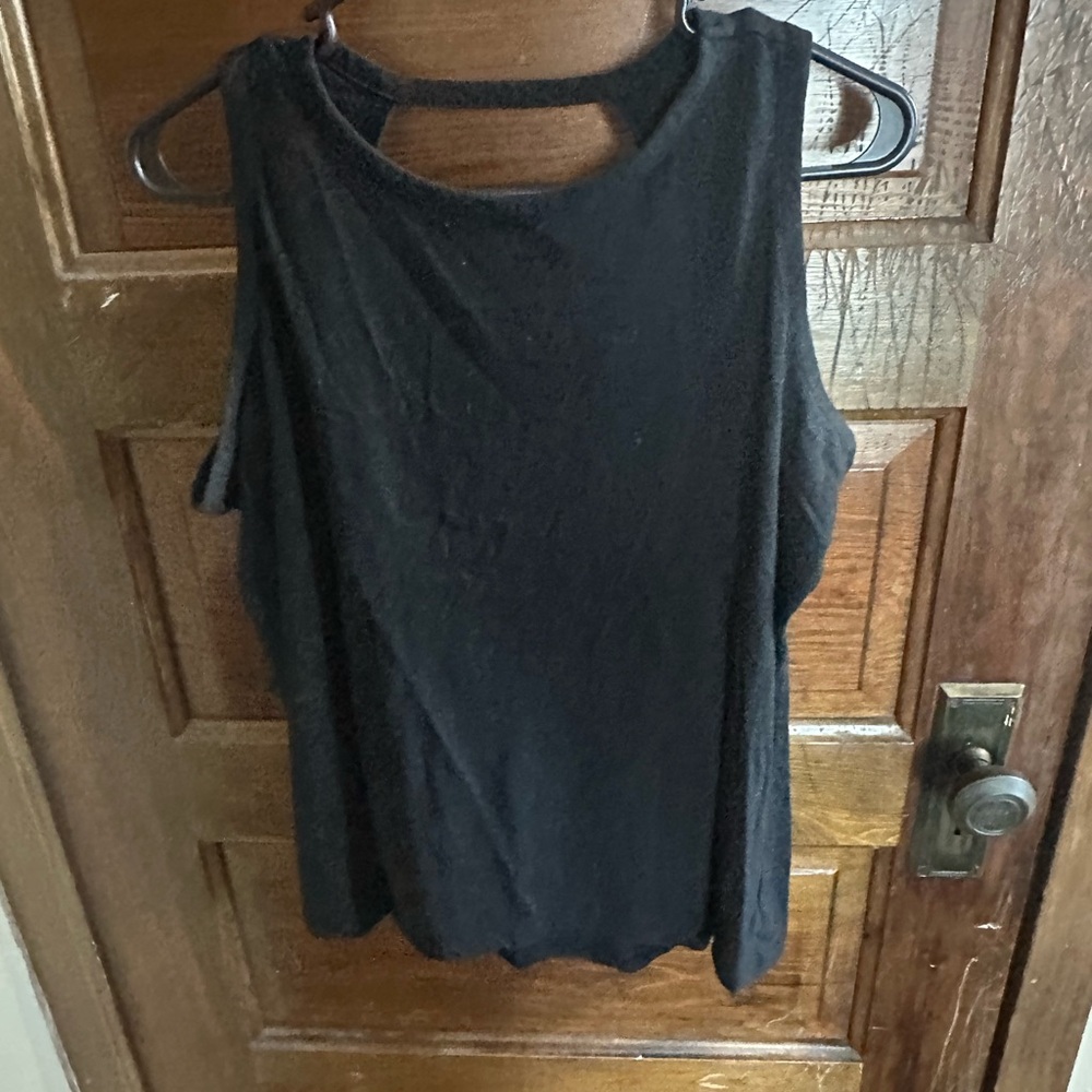 Studio Black Sleeveless Tank Top